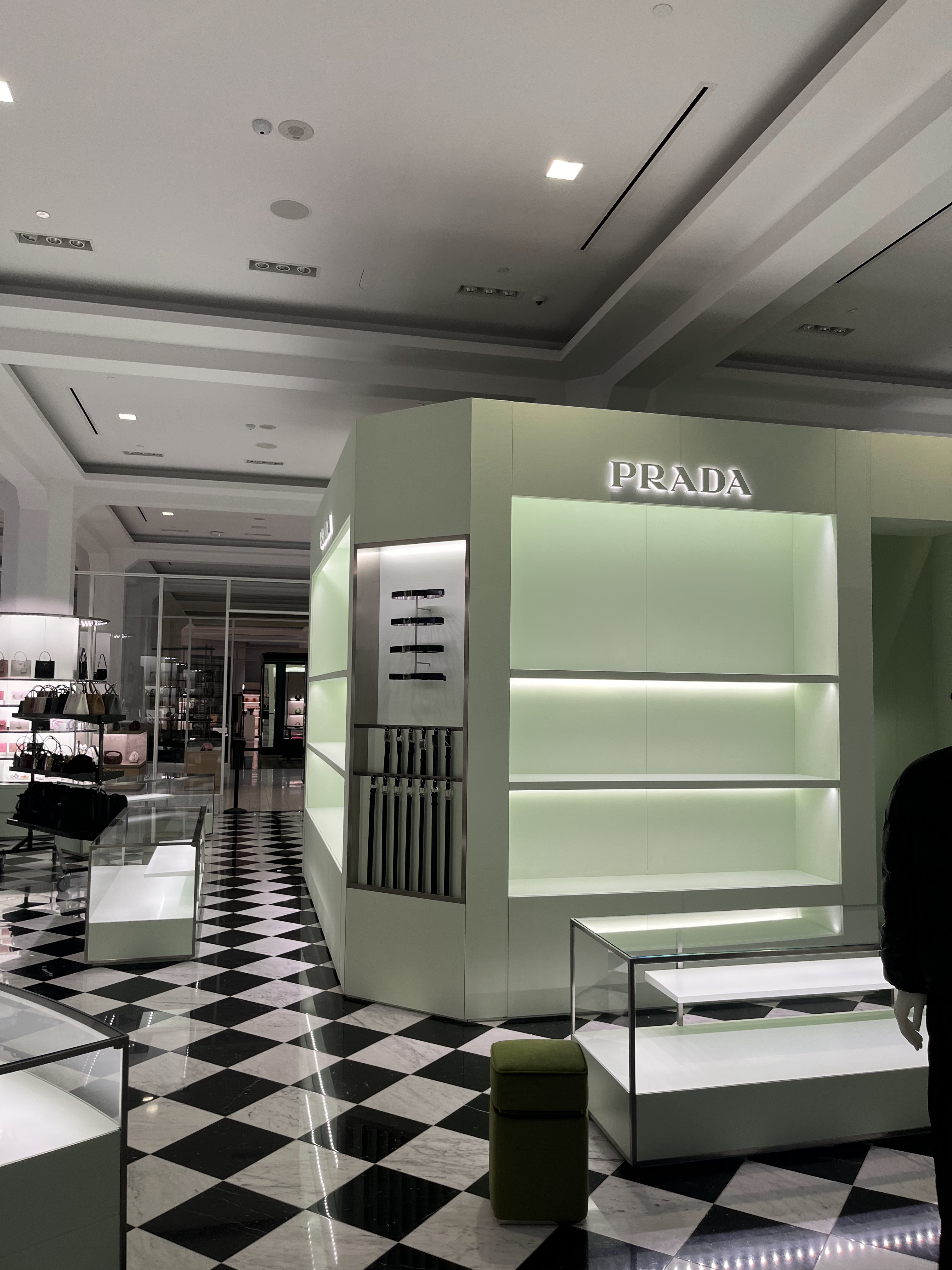 Prada Fixture Installation